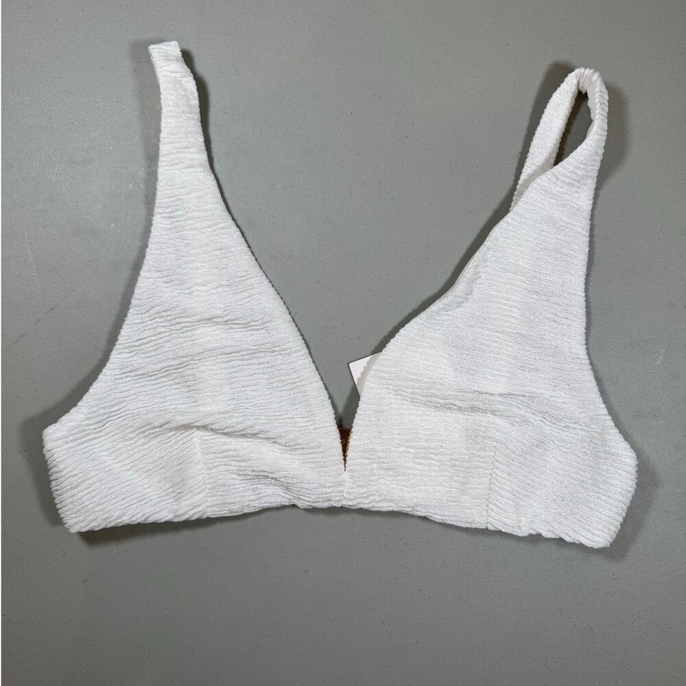 NWT RUMER The Label Cassidy Bralette Bikini Top in White w/ Gold Clasp Sz Large